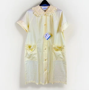 VTG 1960’s Campus Girl Womens Robe Housecoat Yellow Button Lace Bow Pocket NEW - Picture 1 of 12