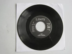 KENNY ROGERS - LADY - 7" 45 rpm vinyl record - Picture 1 of 1