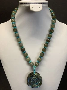 VTG Large Labradorite Bead & Rose Flower Caving Thick Disc Bead Pendant Necklace - Picture 1 of 8