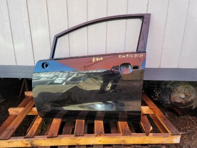 KIA RIO 2012 2013 2014 2015 2016 2017 CARCASA PUERTA DELANTERA IZQUIERDA LADO CONDUCTOR Foto 1 de 4