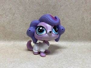 Littlest Pet Shop LPS #3708 Zoe Trent Maltese Dog Purple Blue Eyes Preowned - Picture 1 of 5