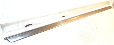 1949 Mercury Sport Coupe Кабриолет Универсал Новый из старых запасов МОЛДИНГ ПЕРЕДНЕГО КРЫЛА ПОД ПРАВУЮ РУКУ - Изображение 1 из 4