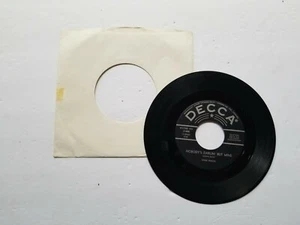 Webb Pierce - Nobody's Darlin' But Mine / Sands Of Gold- 45 RPM 7" Record - Picture 1 of 1
