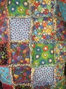 Kids Fun And Bright Rag Quilt - Picture 1 of 3