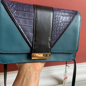 Antonio Melani Cross Body Bag Shoulder Strap 2 Compartments - Picture 1 of 13