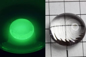 Terbium 3+ dotierte grün fluoreszierende Glasperle - NEU! - Imagen 1 de 1