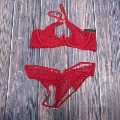 Conjunto de 2 bragas y sujetadores de encaje floral Fredericks of Hollywood Red Lovers L/XL Foto 1 de 3