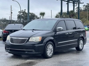 2013 Chrysler Town & Country Touring-L - Picture 1 of 17