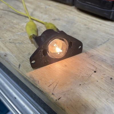 Luz de matrícula original Porsche 911 930 914 Foto 1 de 4