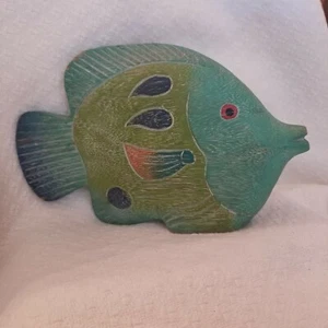 WOODEN SCRIBBLED ANGEL FISH STATUE - Picture 1 of 6