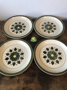 Montego  7.5”  Plates 4113 Stoneware Japan Vintage Green Retro Lot Of 4 - Picture 1 of 10