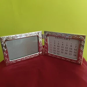 Vintage versilberter Doppelbilderrahmen mit Kalender Neu im Karton - Bild 1 von 6