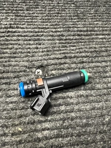 New Motorcraft Fuel Injector CM-5138 - Picture 1 of 5