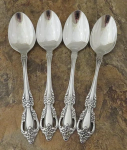Oneida Raphael Set of 4 Teaspoons Distinction Deluxe Stainless Flatware Lot K - Picture 1 of 4