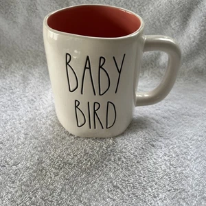 Rae Dunn Artisan Collection von Magenta Tasse "Baby Vogel" 5" hoch, rosa glasiert int. - Bild 1 von 8