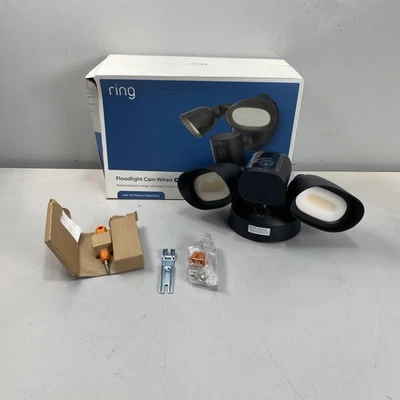 Câmera de segurança Ring Floodlight Pro com fio 2K - Preta - Imagem 1 de 4