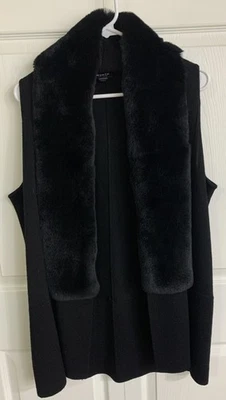 Worth New York 100% Wool Open Front Vest Rabbit Fur Trim Womans Large Black - Image 1 of 4