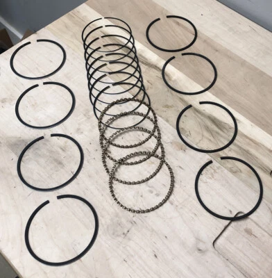 Nuevo de Lote Antiguo Juego de Anillos Beck/Arnley STD para Mazda 626 82-84, Camión Mazda B2000 #013-8074. Foto 1 de 4