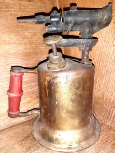 Antigua Bomba de Latón Soplar Antorcha Modelo No 304T Nombre Termina en Ty - Imagen 1 de 8