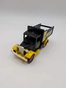 LLEDO DAYS GONE - ISSUE 53 - FORD MODEL A STAKE TRUCK - DUNLOP - Picture 1 of 4