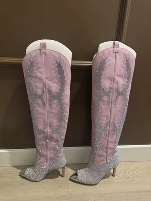 Gianni Bini Mujer Talla 7.5 Katyanna Sobre la Rodilla Botas Rosa Estrás Western Foto 1 de 4