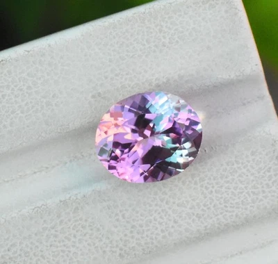 Flawless Ceylon Pink Sapphire Loose Oval Gemstone 12X10X6 mm AAA Grade 6.38 cts - Image 1 of 4