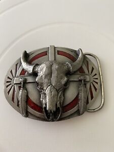 Skull ,Feathers On Men’s Silver Men’s Belt Buckle By Siskiyou Made In USA