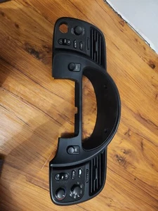 2005 HONDA S2000 AP2 OEM GAUGE CLUSTER INSTRUMENT CLUSTER SURROUND BEZEL USED - Picture 1 of 7