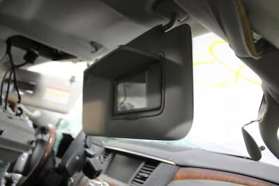 Parasol derecho usado se adapta a: Infiniti QX80 2015 iluminado grado derecho A Foto 1 de 4