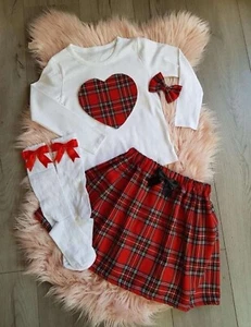 GIRLS HANDMADE RED TARTAN CHECK SKIRT TOP BOW SOCKS 0-13 YEARS SPANISH XMAS - Picture 1 of 2