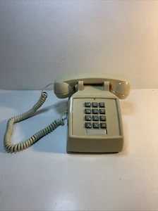 VINTAGE CORTELCO PUSH BUTTON PHONE 250044-MBA-20M Tested  Desk Phone Great!!! - Zdjęcie 1 z 9