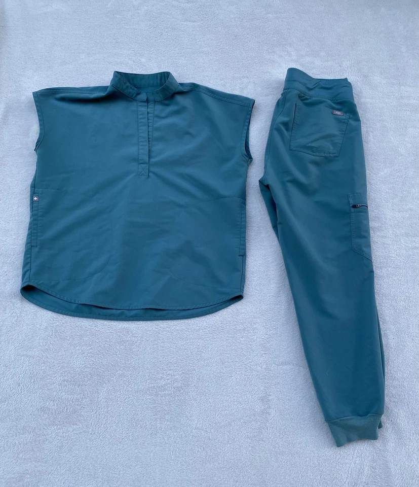 Mujer FIGS Colección Técnica Top + Inferior Bolsillos Extra Pequeños Verde Azulado Foto 1 de 4