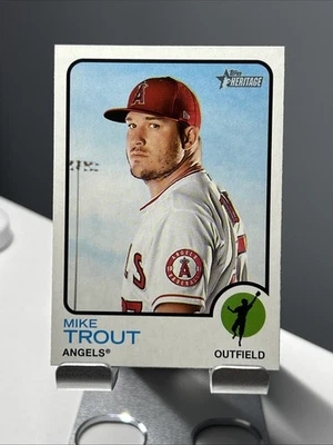 2022 Topps Heritage #100 Mike Trout - Los Angeles Angels o - Image 1 of 2