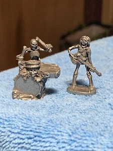VINTAGE 3 PIECE Skeleton Rock Band Ral Partha Miniatures PEWTER GUITAR DRUMS - Picture 1 of 5