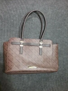 LIZ CLAIBORNE Handbag in Classic Monogram Pattern Zip Top- 3 compartment - Picture 1 of 5