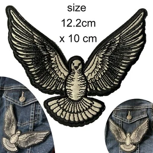 pigeon bird Iron on Patch Feather friend flying peace fly dove iron-on patches - Picture 1 of 2