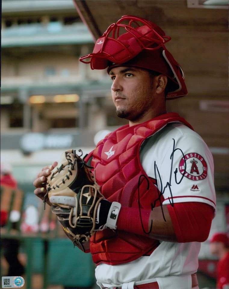 Carlos Perez Los Angeles Angels Signed 8x10 MLB Matte Photo MLB Authenticated - Image 1 of 1