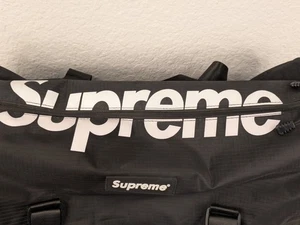 Supreme Duffle Bag Black & Supreme Umhängetasche. - Bild 1 von 17