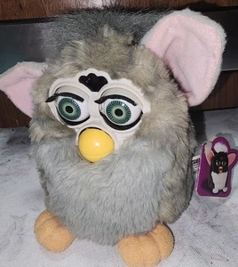 1998 Tiger Electronics Furby Interactive Toy Original Release  Working Condition - Picture 1 of 11