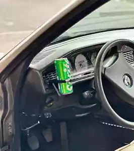 PARA MERCEDES W201 PORTAVASOS 2 PIEZAS Parrilla Ventilación Parte Interior Negro - Imagen 1 de 9