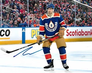Evan Bouchard Signed 8x10 Photo Edmonton Oilers Autographed COA G - Picture 1 of 1