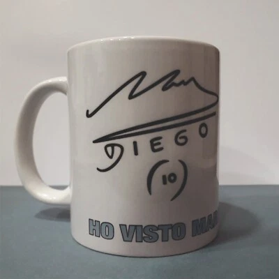 Gadget personalizzati-Tazze-Borracce-Magliette-Cappelli-Penne-Scudetto Napoli  - Immagine 1 di 2