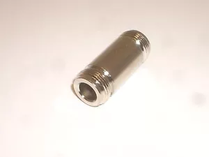 CONECTOR DE BARRIL TIPO N DOBLE MUJER UG-29/BU AIM - Imagen 1 de 2