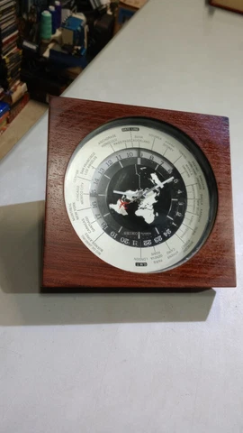 Seiko Quartz World Clock Time QZ877B Red Airplane  Desk 7.25in  From Japan #480 Cover