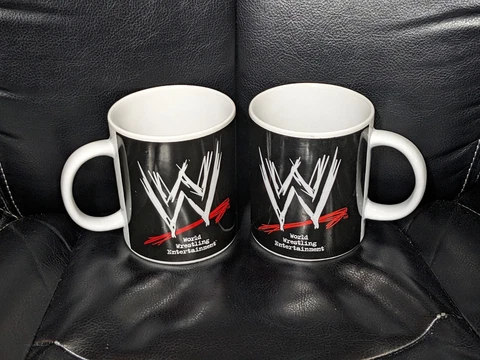 2 Vintage WWE Logo Coffee Mugs World Wrestling Entertainment 2002 Cover