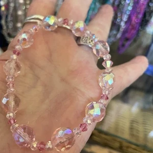 Perlenarmband mit div. funkelnden geschliffenen Glasperlen mit Swarovski 22cm - Bild 1 von 4