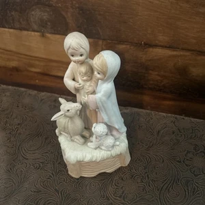 Lefton 7" Lefton Heilige Familie Spieluhr Oh Little Town of Bethlehem Figur - Bild 1 von 6