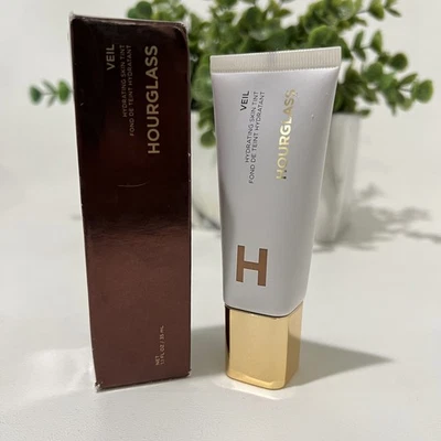 Véu de vidro horas hidratante tonalidade da pele - 11 - 1,1 fl. oz/35 ml - Imagem 1 de 4