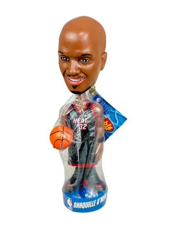 SHAQUILLE O'NEAL MIAMI HEAT VINTAGE 2007 BOBBLE POPS PLASTIC BOBBLEHEAD Cover