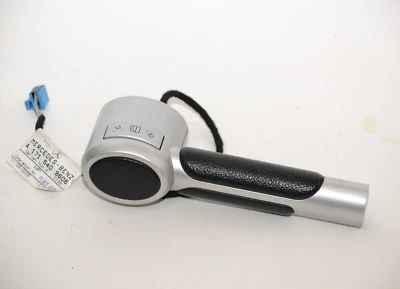 Mercedes SLK280 SLK350 R171 2005-2011 AGARRE DELANTERO DERECHO TIRADOR INTERRUPTOR OEM Foto 1 de 3